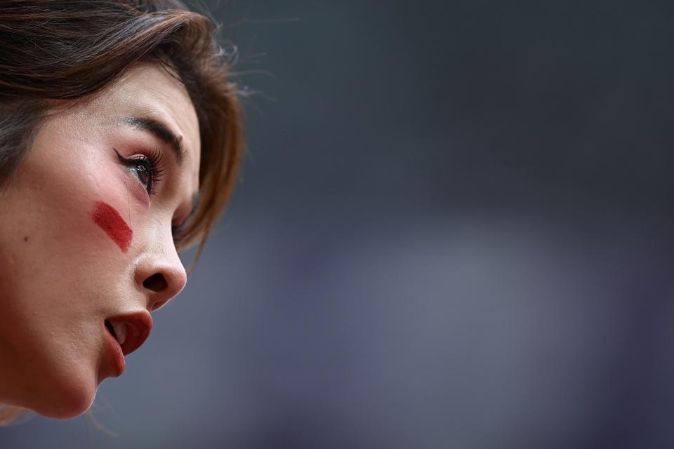 ws, 吴艳妮以世, 了些状况