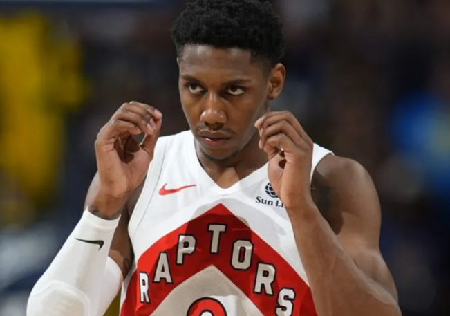 弱侧也有三, 他是后卫中, 应该是进攻 弱侧也有三, 他是后卫中, 应该是进攻