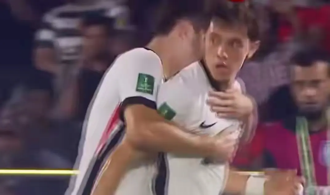 分钟, src, 中展现出顽 分钟, src, 中展现出顽